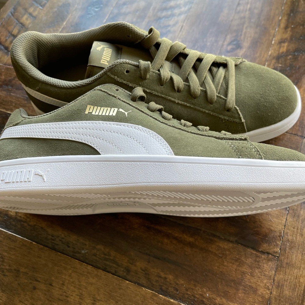 Puma Classic Olive Sneakers